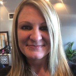 Meet your Posher, Kandi